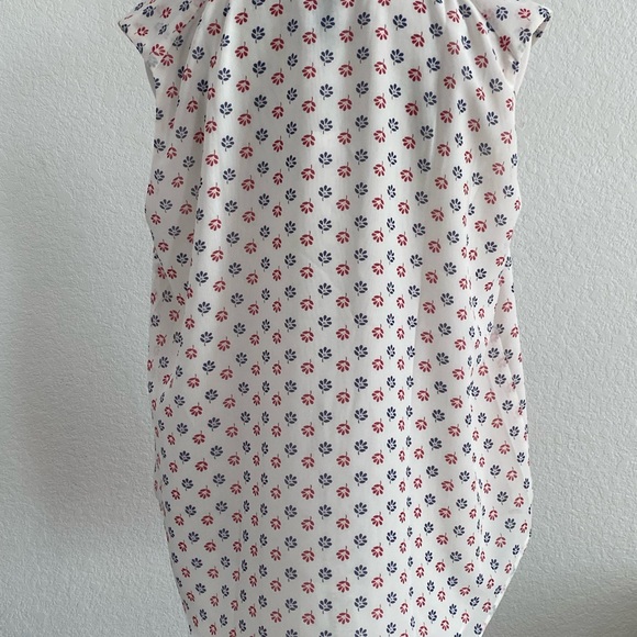 New Ann Taylor sleeveless white top red and blue geo print small - Picture 11 of 13